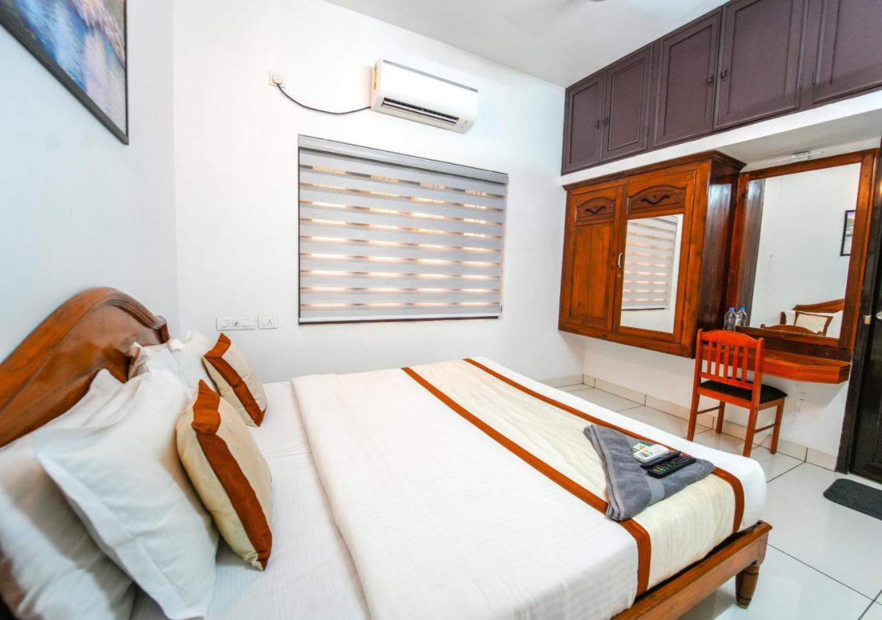 Pop Tavern Kovalam Beach Villa By Voye Homes Buitenkant foto